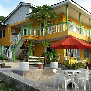 2* Bed & Breakfast Enilda